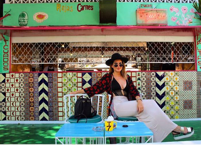 20 Referensi Tempat Makan di Bali Yang Letaknya Pinggir Pantai Atau Sawah Dengan View Bagus 14