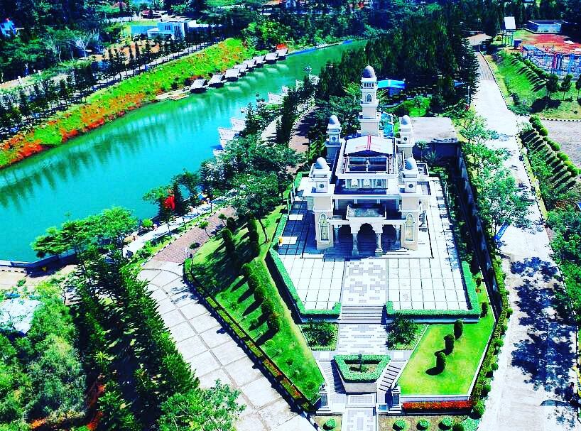 15 Rekomendasi Tempat Wisata di Ciamis Wajib Dikunjungi, Termasuk Harga Tiket Masuk Terbaru 1 15 Rekomendasi Tempat Wisata di Ciamis Wajib Dikunjungi, Termasuk Harga Tiket Masuk Terbaru 1