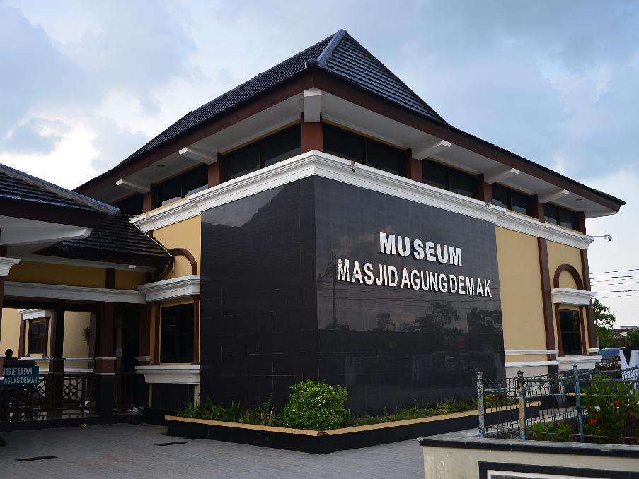 15 Daftar Tempat Wisata di Demak Jawa Tengah dan Sekitarnya Yang Terbaru Atau Lagi Hits 2