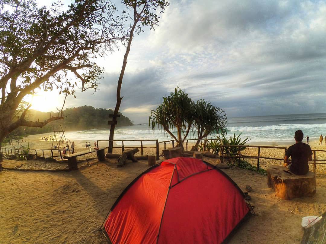 Apakah Sudah Buka Atau Tutup Wisata Pantai Sendiki Malang dan Bisakah Dilewati Mobil? 8