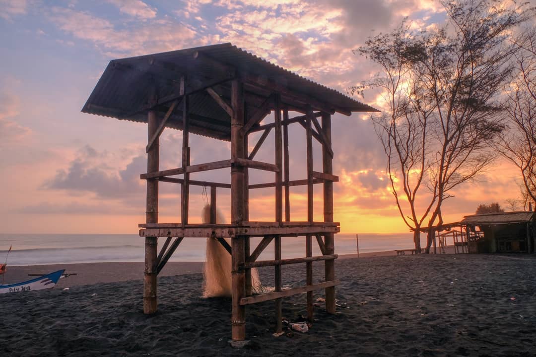 Pantai Kuwaru Bantul Yogyakarta 3 Pantai Kuwaru Bantul Yogyakarta 3