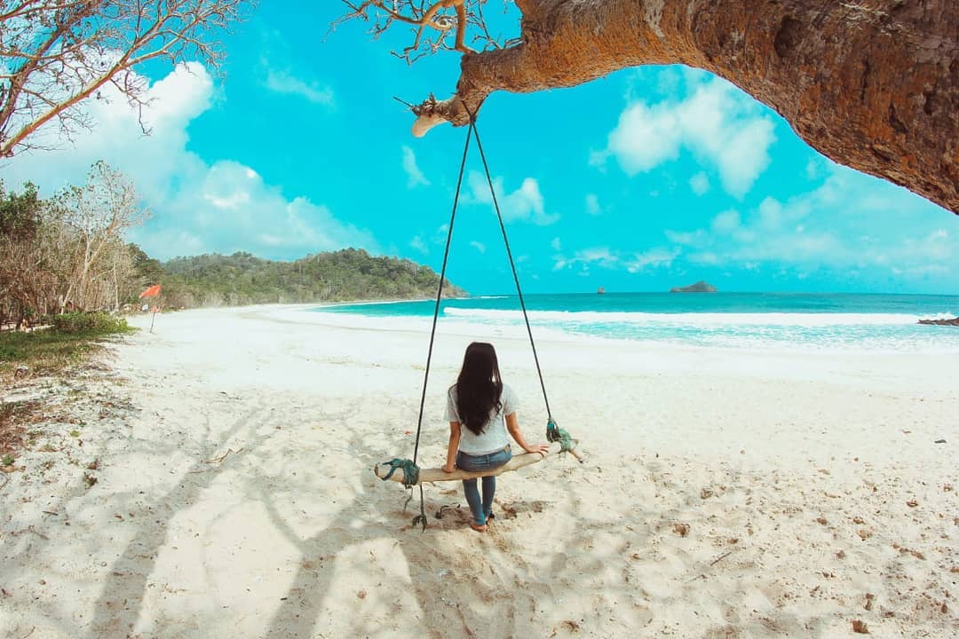 Apakah Sudah Buka Atau Tutup Wisata Pantai Sendiki Malang dan Bisakah Dilewati Mobil? 5