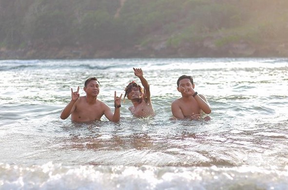 Pantai Pangi di Blitar Jawa Timur 2