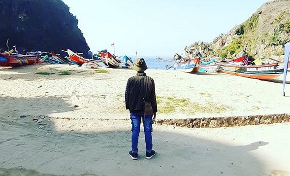 Pantai Ngrenehan Jogja 7