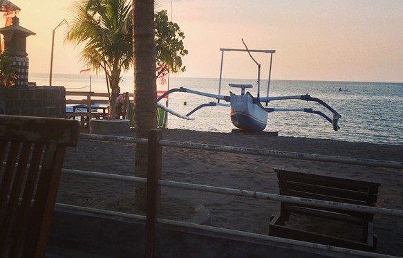 Mau Melihat Lumba Lumba? Ke Pantai Lovina Bali Saja 8
