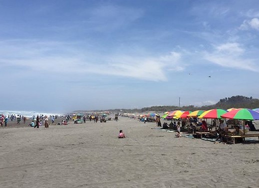 Pantai Parangkusumo Jogja 4