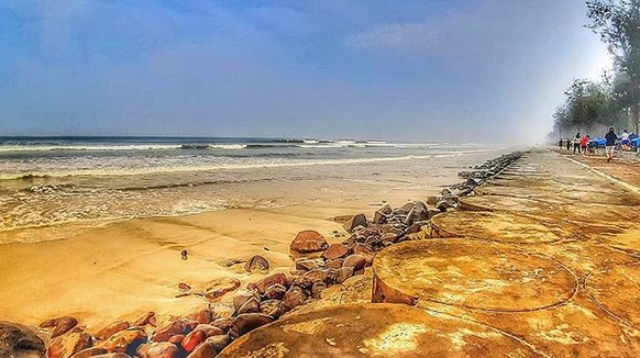 Pantai Panjang Bengkulu Garis-nya 7 KM 6