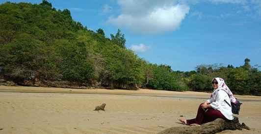 Pantai Clungup di Malang 7 Pantai Clungup di Malang 7