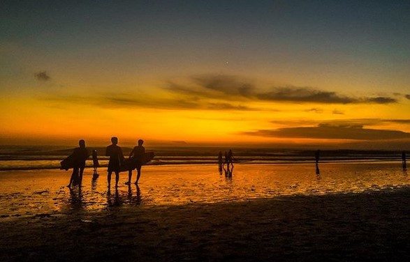 Echo Beach Bali Atau Pantai Batu Mejan 3 Echo Beach Bali Atau Pantai Batu Mejan 2