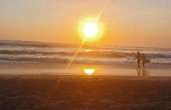 Echo Beach Bali Atau Pantai Batu Mejan 6 Echo Beach Bali Atau Pantai Batu Mejan 5