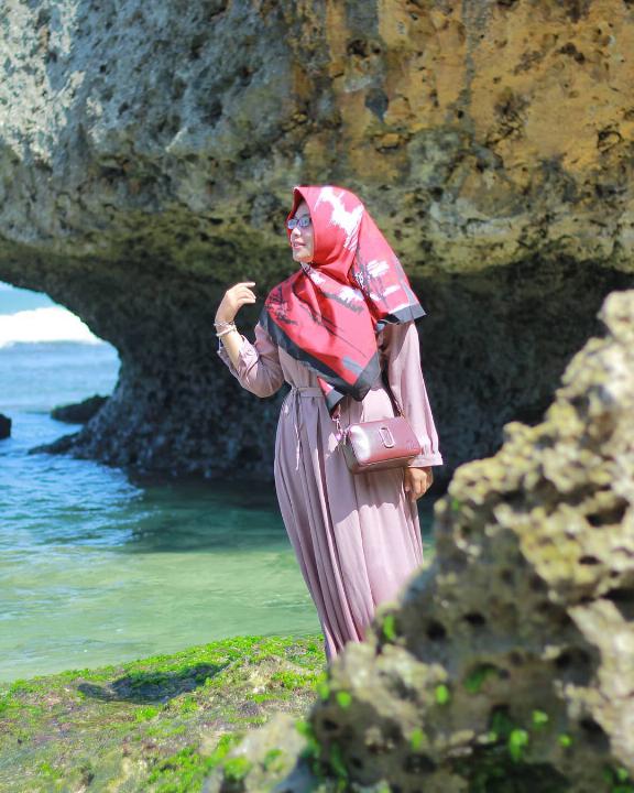 Mirip Bali, Ini Keindahan Pantai Ngobaran Jogja Dengan Pura di Dalamnya 3