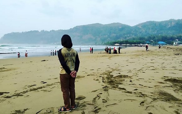 Pantai Teleng Ria di Pacitan Sudah Buka Atau Masih Ditutup dan Berapa Harga Tiket Masuknya? 9 Pantai Teleng Ria di Pacitan Sudah Buka Atau Masih Ditutup dan Berapa Harga Tiket Masuknya? 9