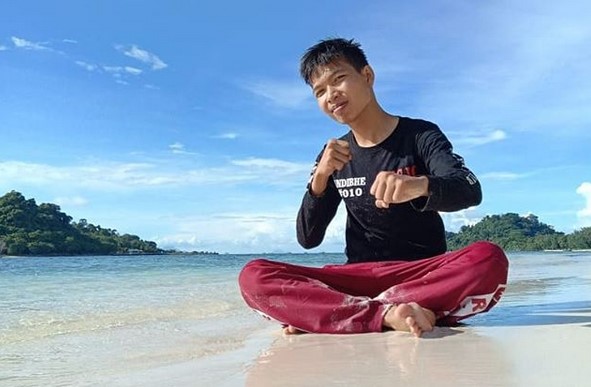 Potret Keindahan Wisata Pantai Pasir Putih di Lampung Selatan dan Berapa Tiket Masuknya? 1 Potret Keindahan Wisata Pantai Pasir Putih di Lampung Selatan dan Berapa Tiket Masuknya? 1