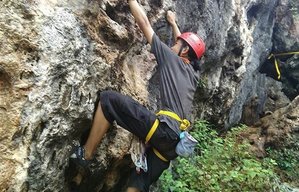 Pantai Siung Jogja, Pasir Putihnya Cukup Indah 7 Pantai Siung Jogja, Pasir Putihnya Cukup Indah 6