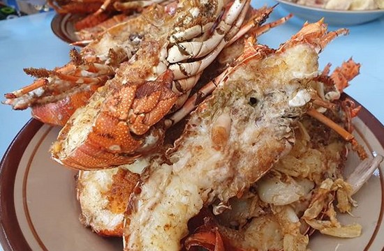 Berapa Harga Naik Gondola di Pantai Timang Jogja? 9