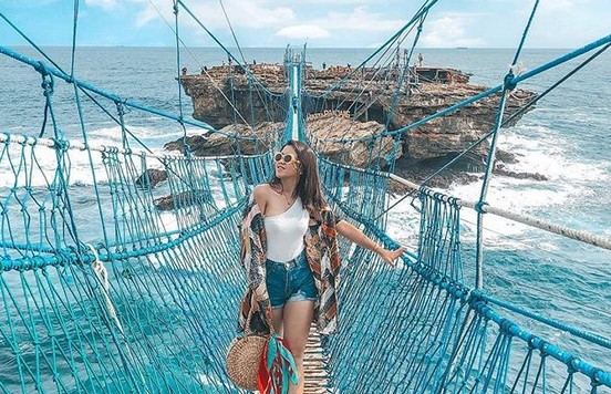 Pantai timang beach jogja harga naik gondola ke pulau lokasi wisata wonosari yogyakarta tradisional alamat paket tarif biaya kereta gantung terbaru jalan menuju rute tiket masuk letak peta google map gunung kidul daerah istimewa indonesia gambar foto terletak di kaskus dari malioboro