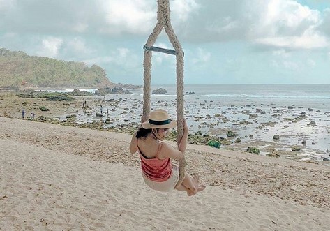Pantai Wediombo Jogja, Surfing Disini Saja! 2