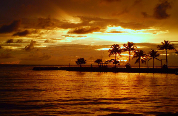 Pantai Carita Terletak di Provinsi Banten Yang Katanya Surga Kecil Kabupaten Pandeglang 8