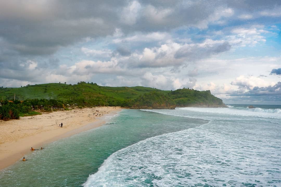 Pantai Gondo Mayit Blitar 4