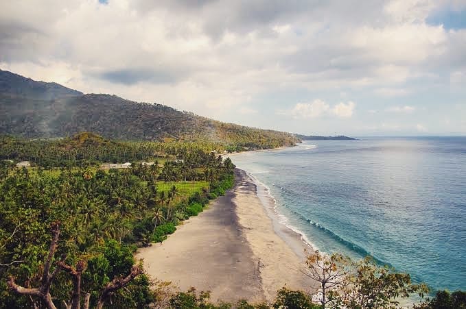 Keindahan Objek Wisata Pantai Senggigi Lombok 1 Keindahan Objek Wisata Pantai Senggigi Lombok 1