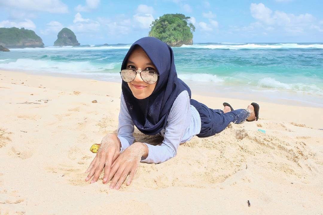 Pantai Watu Leter di Malang Buka Atau Tutup dan Berapa Harga Tiket Masuknya? 5 Pantai Watu Leter di Malang Buka Atau Tutup dan Berapa Harga Tiket Masuknya? 5