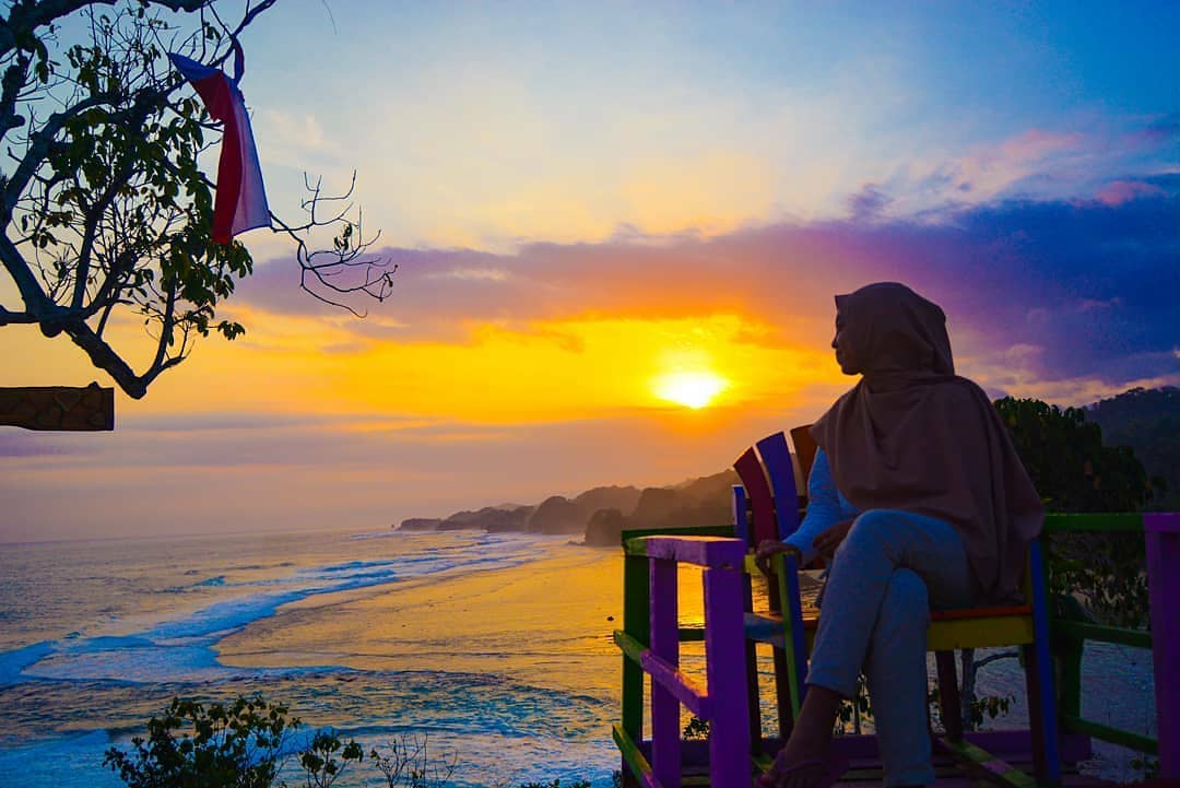 Pantai Pasir Panjang Malang 8