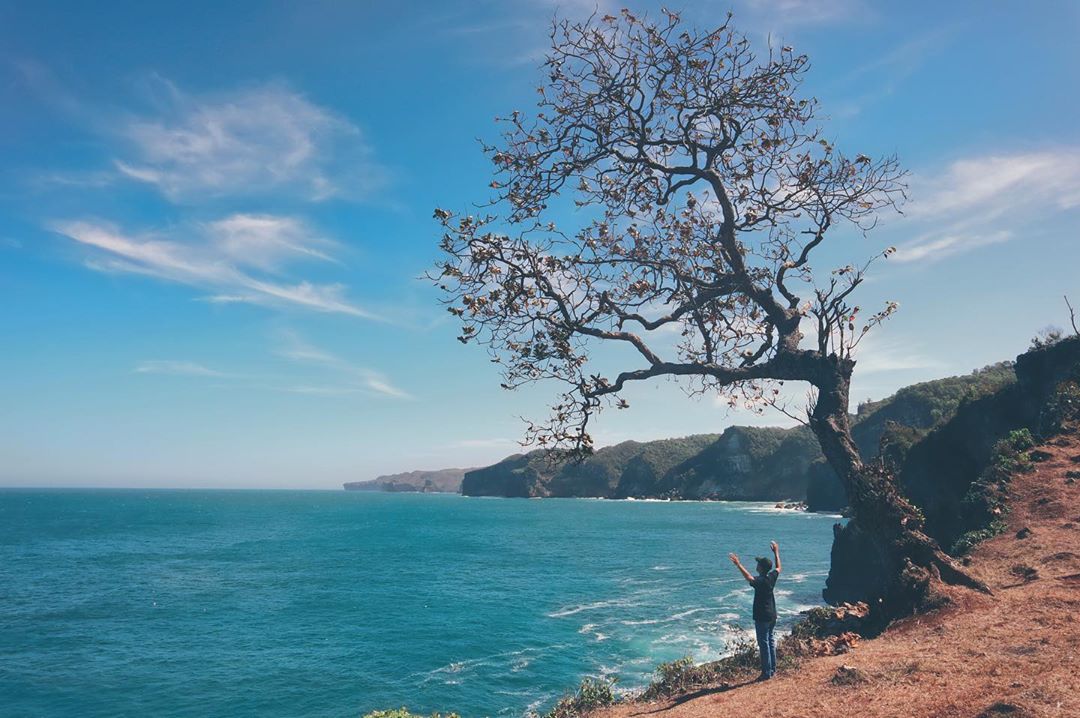 Menikmati Sunset di Pantai Kesirat Jogja dan Bagaimana Akses Jalan Menuju Lokasi? 2