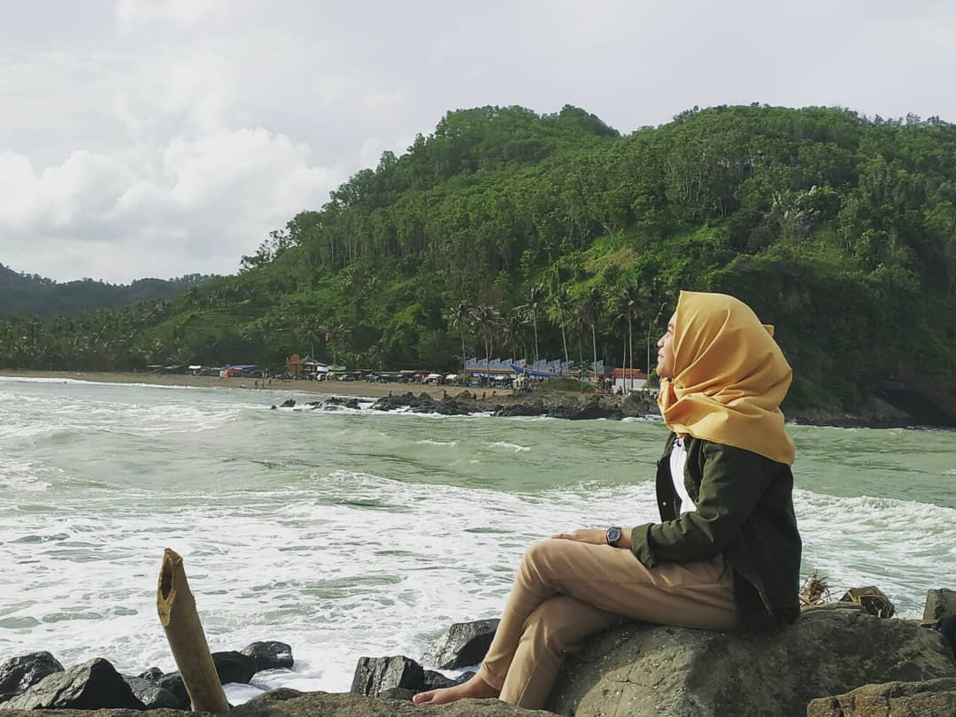 Pantai Suwuk Yang Indah 7