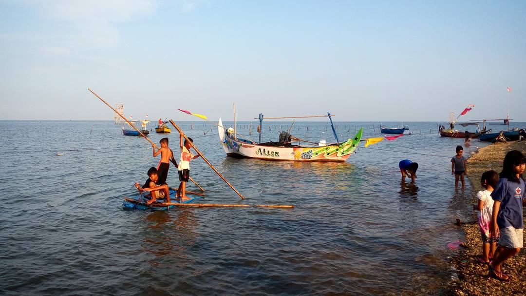 Keindahan Sunset di Pantai Teluk Awur Jepara 4 Keindahan Sunset di Pantai Teluk Awur Jepara 4