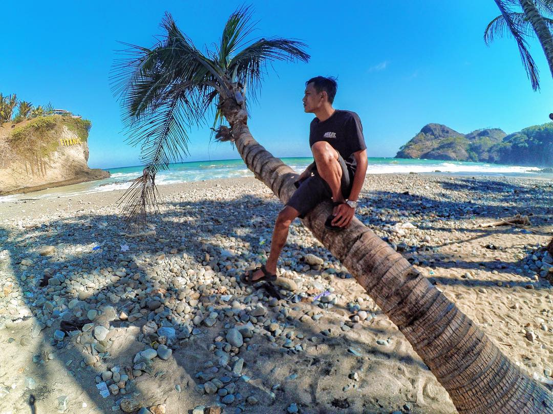 Rute Menuju Lokasi Wisata Pantai Watu Bale di Kebumen dan Berapa Harga Tiket Masuknya? 1