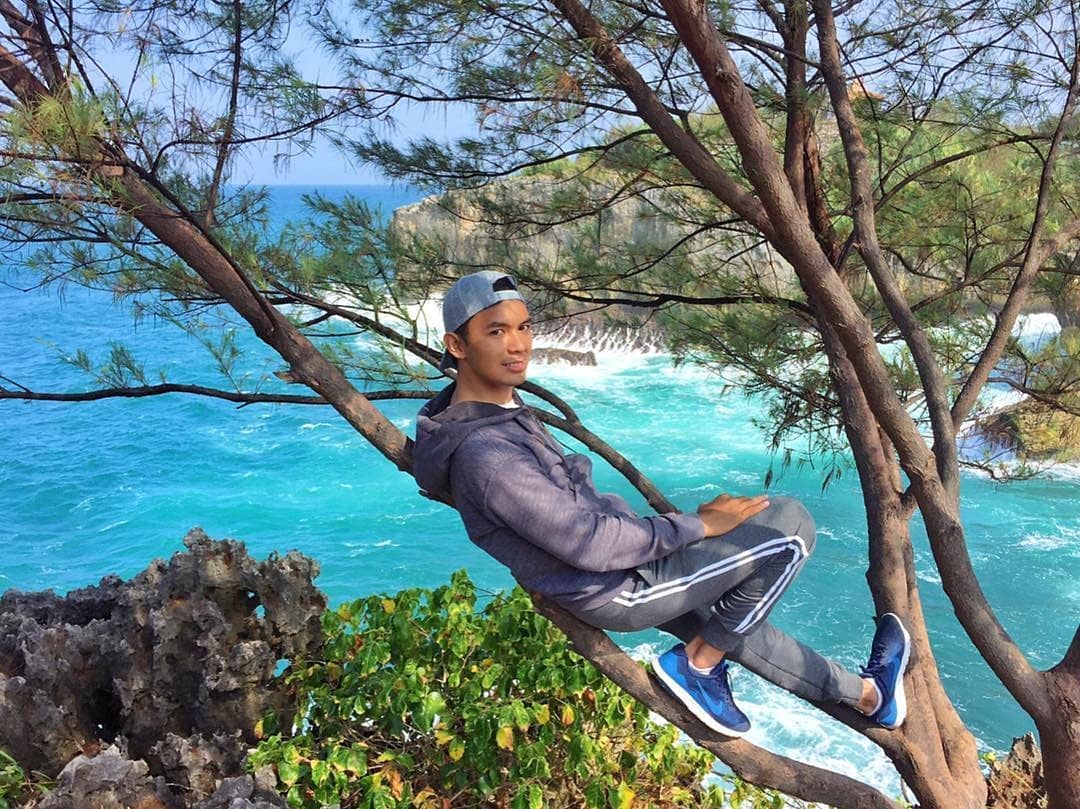 Keindahan Pantai Gesing Gunung Kidul Yogyakarta dan Berapa Harga Tiket Masuknya? 1