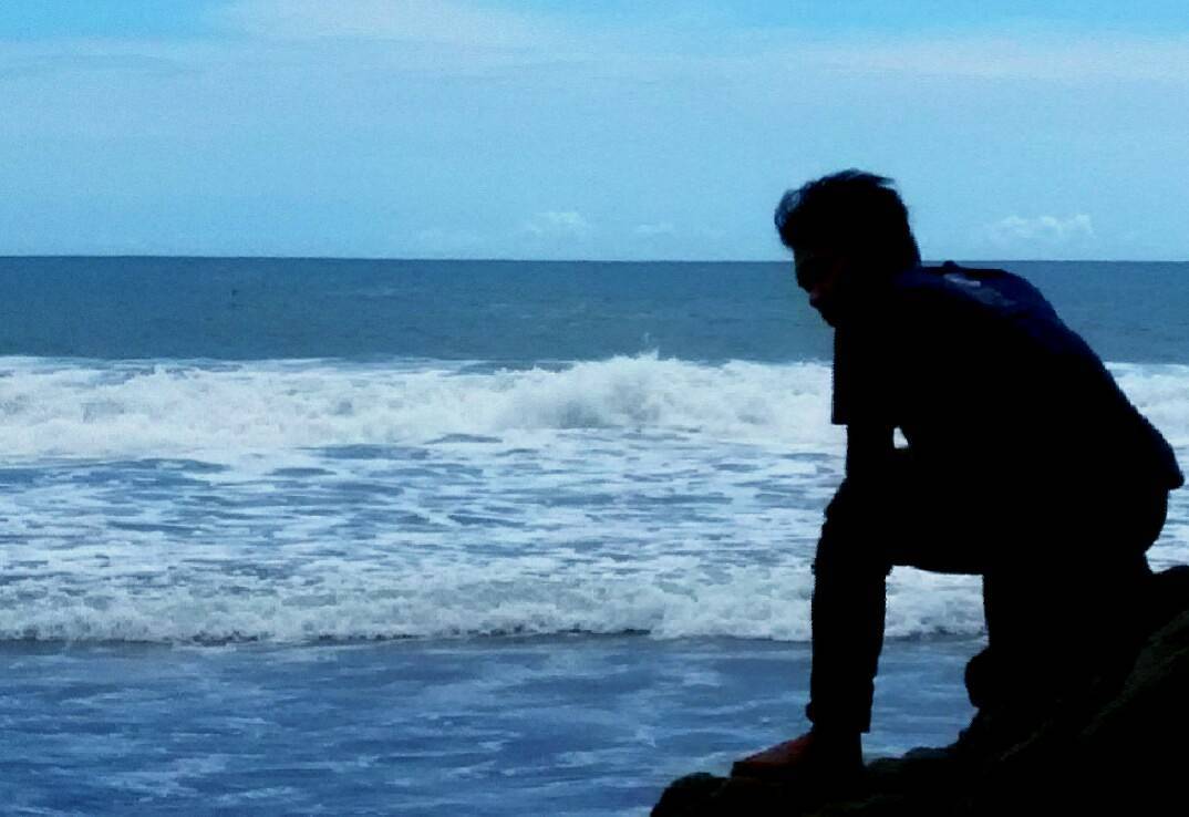 Dimana Jalan Menuju Lokasi Wisata Pantai Bandealit di Jember dan Berapa Harga Tiket Masuknya? 4