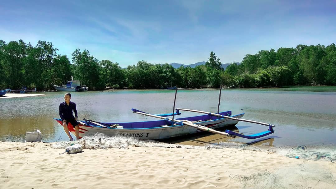 Bagaimana Akses Jalan Menuju Ke Pantai Tamban di Malang dan Berapa Harga Tiket Masuknya? 2