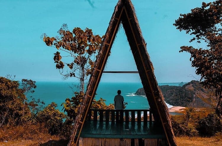 Keindahan Pantai Mrutu di Kabupaten Malang 10