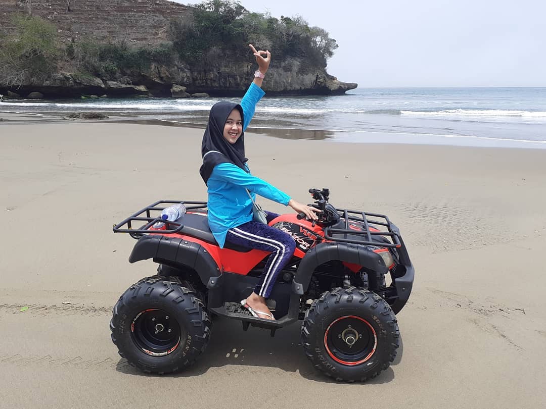 Jalan Menuju Lokasi Pantai Serang di Blitar Jawa Timur dan Berapa Harga Tiket Masuknya? 5