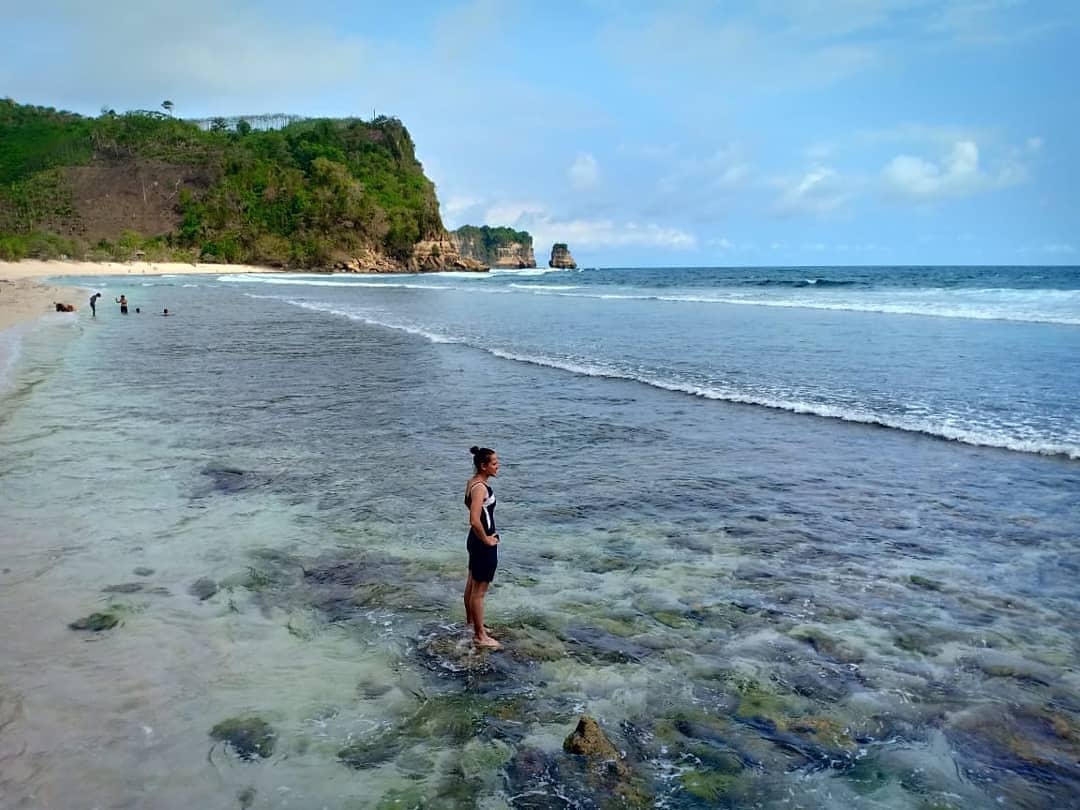Akses Jalan Menuju Lokasi Wisata Pantai Sanggar Tulungagung dan Berapa Harga Tiketnya? 8 Akses Jalan Menuju Lokasi Wisata Pantai Sanggar Tulungagung dan Berapa Harga Tiketnya? 8