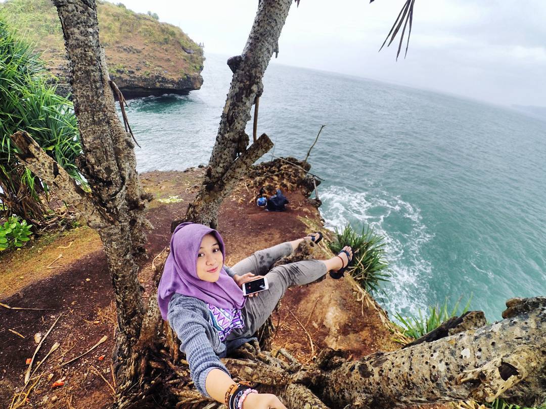 Menikmati Sunset di Pantai Kesirat Jogja dan Bagaimana Akses Jalan Menuju Lokasi? 4