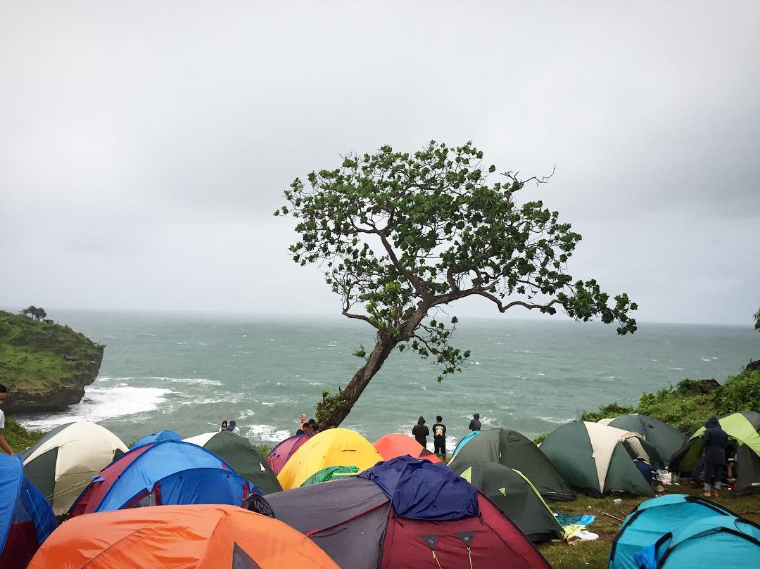 Menikmati Sunset di Pantai Kesirat Jogja dan Bagaimana Akses Jalan Menuju Lokasi? 5