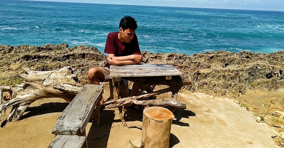 Beberapa Potret Keindahan Pantai Banyu Tibo di Pacitan, Apakah Sudah Buka Atau Masih Ditutup? 8 Beberapa Potret Keindahan Pantai Banyu Tibo di Pacitan, Apakah Sudah Buka Atau Masih Ditutup? 8