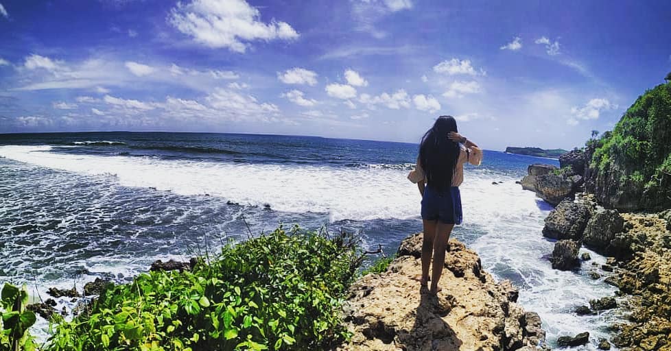 Pantai Gondo Mayit Blitar 1