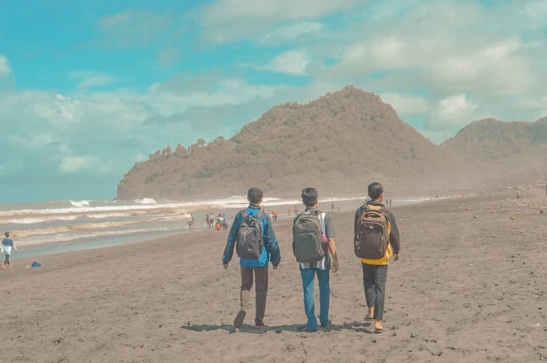 Pantai Suwuk Yang Indah 2