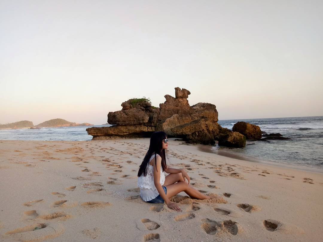 Bagaimana Akses Jalan Menuju Lokasi Pantai Selok Malang dan Berapa Harga Tiket Masuknya? 6 Bagaimana Akses Jalan Menuju Lokasi Pantai Selok Malang dan Berapa Harga Tiket Masuknya? 6