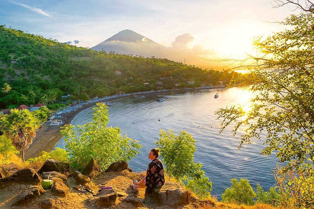 Snorkeling Ke Pantai Amed Yang Terletak di Karangasem Bali dan Berapa Harga Tiket Masuknya? 2 Snorkeling Ke Pantai Amed Yang Terletak di Karangasem Bali dan Berapa Harga Tiket Masuknya? 2