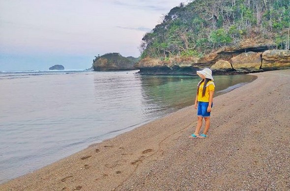 Pantai Bantol Malang 5