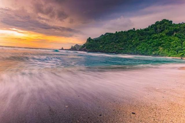 Pantai Nampu Wonogiri Yang Tidak Boleh Kamu Lewatkan dan Berapa Harga Tiket Masuknya? 3