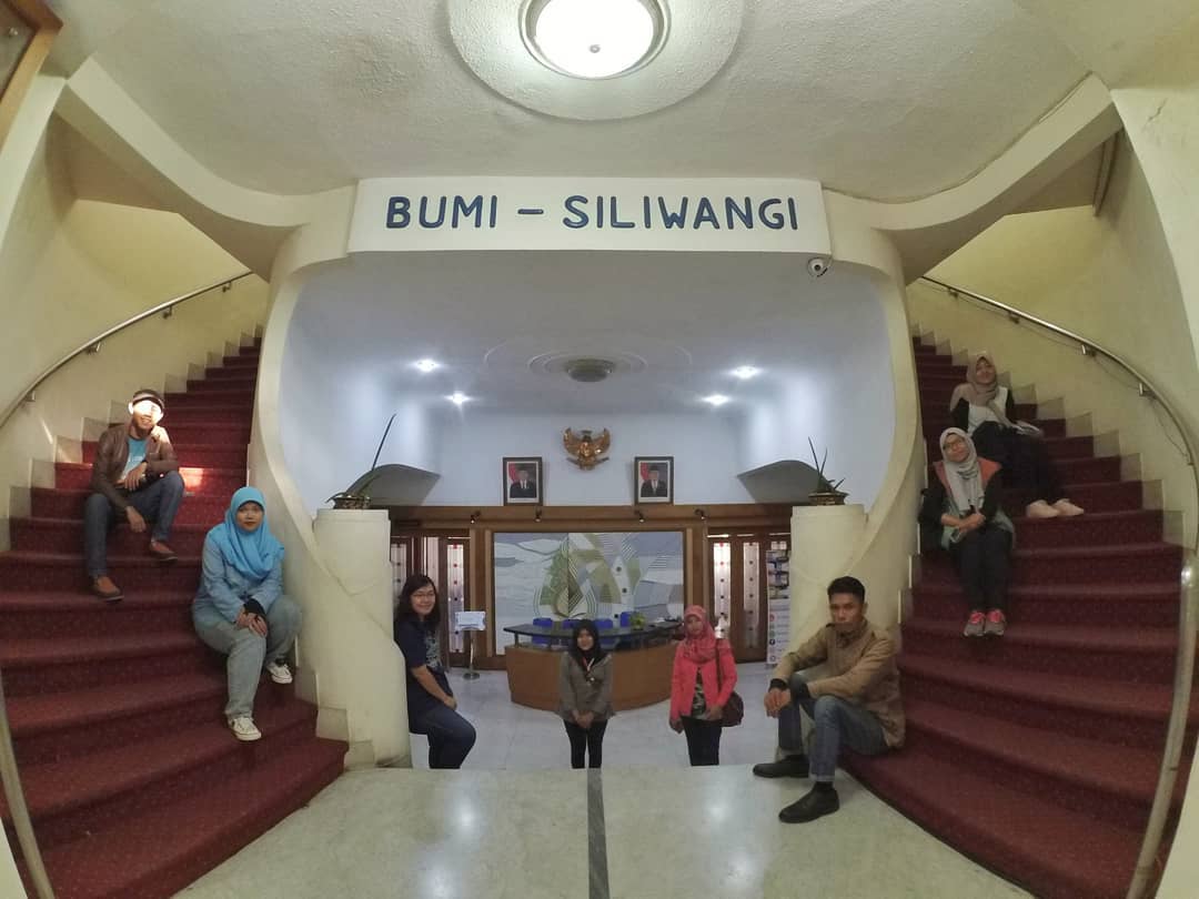 Villa Isola di Kawasan Pinggiran Utara Kota Bandung 2