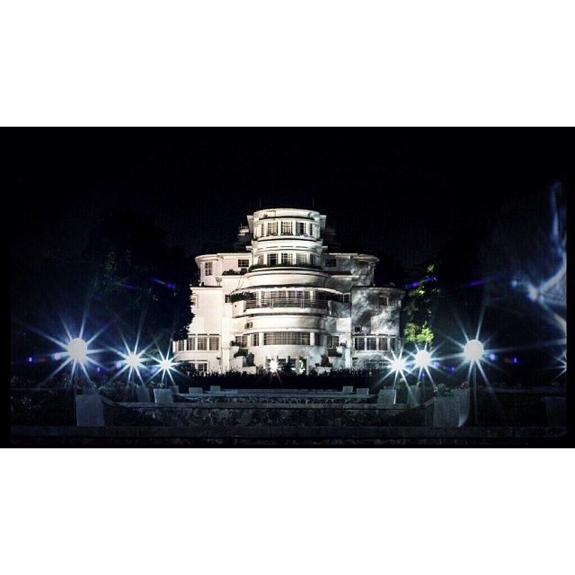 Villa Isola di Kawasan Pinggiran Utara Kota Bandung 7