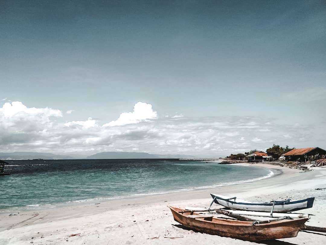 Mau Camping Atau Snorkeling? Coba Gili Kondo di Lombok Timur 1 Mau Camping Atau Snorkeling? Coba Gili Kondo di Lombok Timur 1