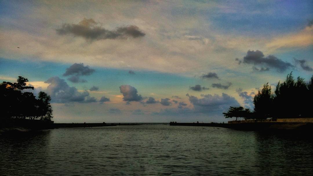 Potret Indahnya Lokasi Wisata Pantai Maron di Semarang dan Berapa Harga Tiket Masuknya? 1 Potret Indahnya Lokasi Wisata Pantai Maron di Semarang dan Berapa Harga Tiket Masuknya? 1