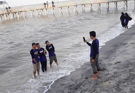 Potret Pantai Cemara Kembar Serdang Bedagai Sumatera Utara dan Berapa Harga Tiket Masuknya? 4 Potret Pantai Cemara Kembar Serdang Bedagai Sumatera Utara dan Berapa Harga Tiket Masuknya? 4